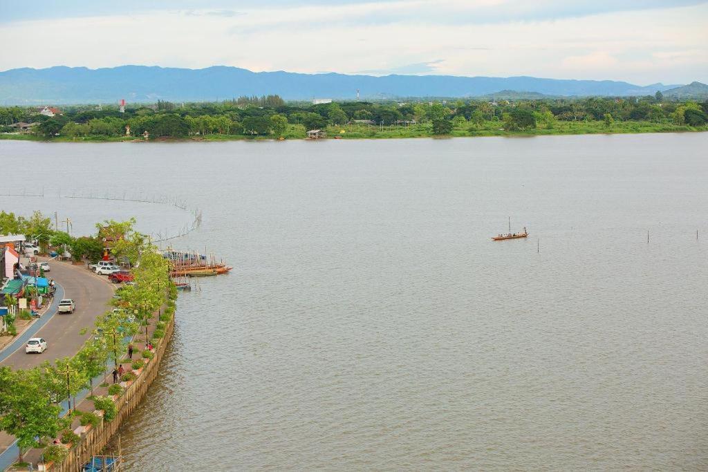 Phuglong Hotel Phayao Exteriér fotografie